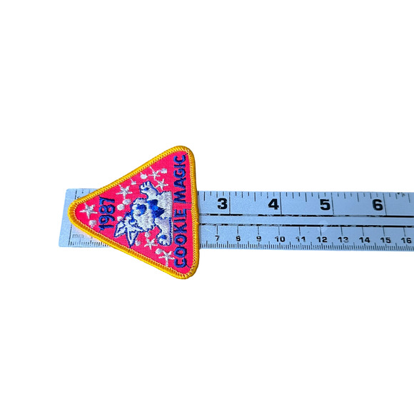 Vintage Girl Scouts Patches Embroidered Collectible Badges Design Lot of 10 - Picture 4 of 4